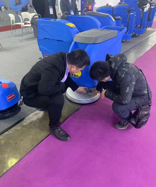 贺州小型电动洗地机是否适合用于环卫保洁